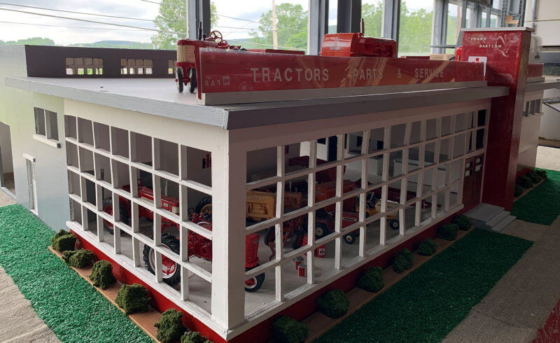 IH tractor club -5.jpg